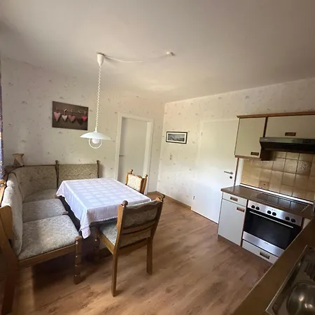 Haus Adele * レンゲリッヒ